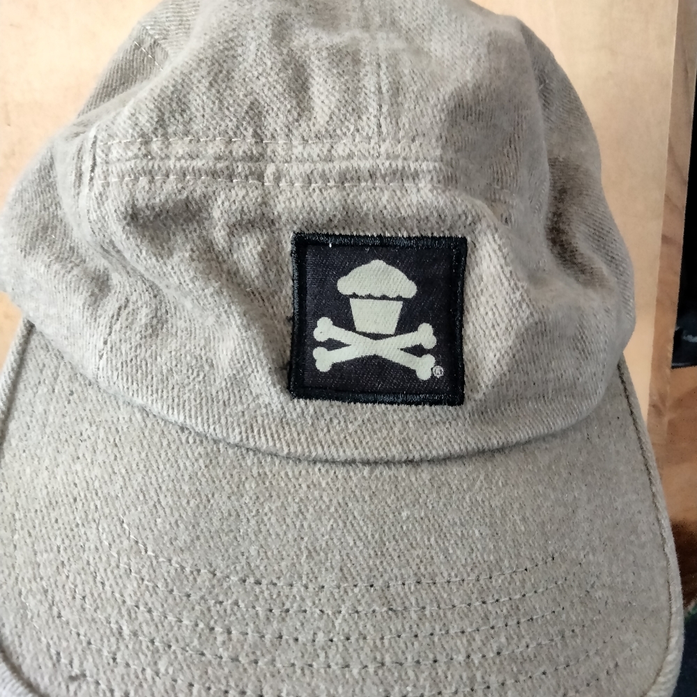 Johnny cupcakes hat